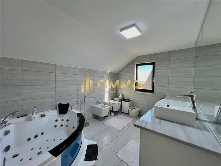 Casa Indivuala | 300 mp | Ipotesti | ID:895 - 19