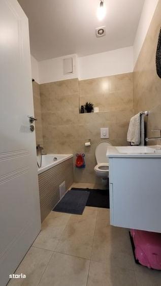 Casă cu 4 camere cu Teren 102 Mp în Central