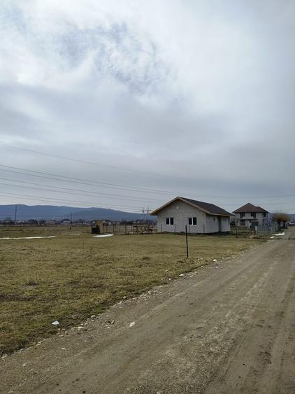 De vanzare teren intravilan Drumul Petrestiului - 1