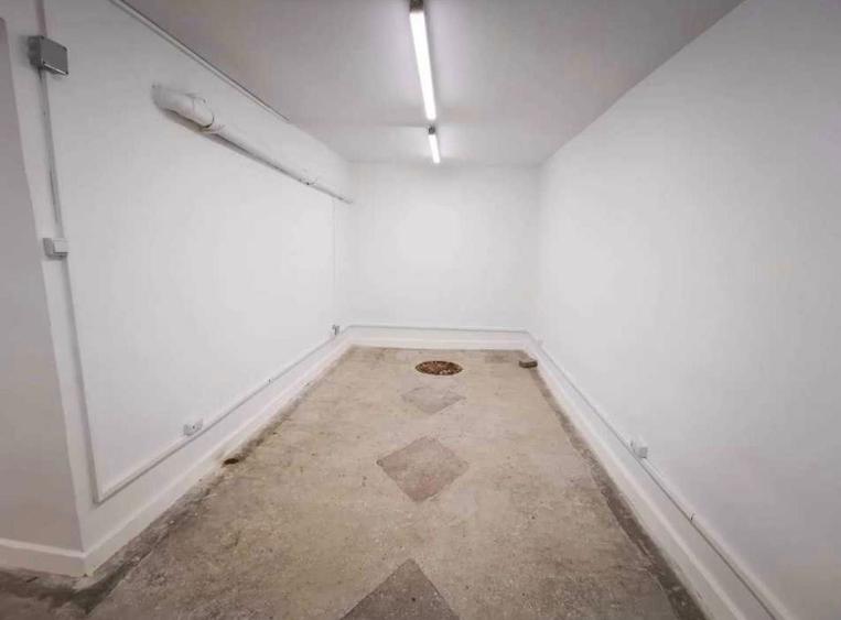 Spatiu de inchiriat Craiova Str. Calea Bucuresti - 6