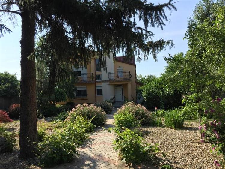 Vila 7 camere 230 mp - Clinceni   Str. Monumentul Eroilor - 1