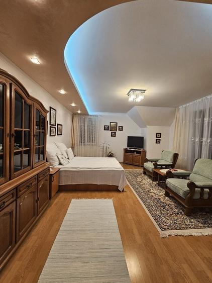 Vila  Oradea zona Iorga 420 mp ,teren 2000 ml - 4