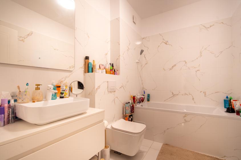 APARTAMENT 2 CAMERE -  LOC DE PARCARE INCLUS - PIPERA PLAZA - COMISION 0% - 9