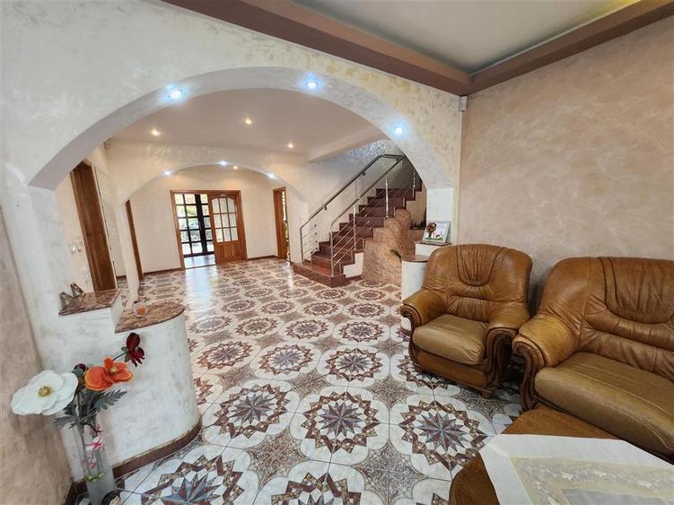 Cladire 600 mp! In Suceava! De vanzare! 0727817187 - 4