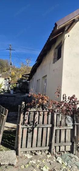 Casa de vanzare comuna Scundu, sat Avramesti - 3