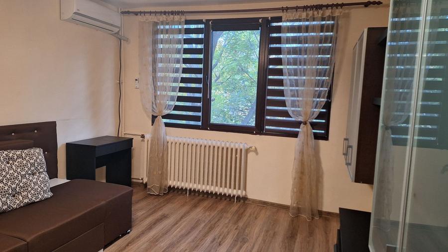 Garsoniera decomandata etajul 3 Brancoveanu Spitalul Marie Curie libera - 4