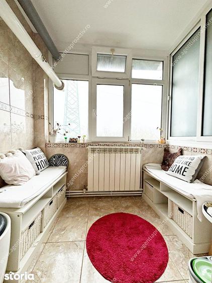 Apartament cu 3 camere decomandat, la etajul 2, in cartierul Micro 16. - 9