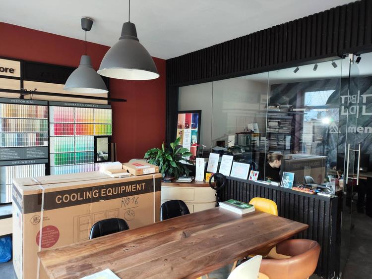 Persoana fizica Inchiriez casa pentru birou /atelier la pret de 6e/ mp zona Abator - 8