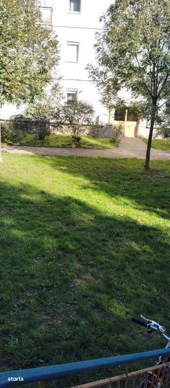 ap. 3 cam MVI str. Gladiolei 6 et 4 , 820 Eu/ mp - 8