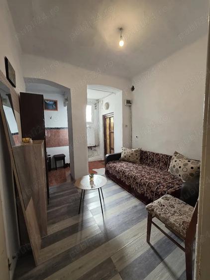 Apartament cu 2 camere curte comuna zona Lunei de vanzare - 7