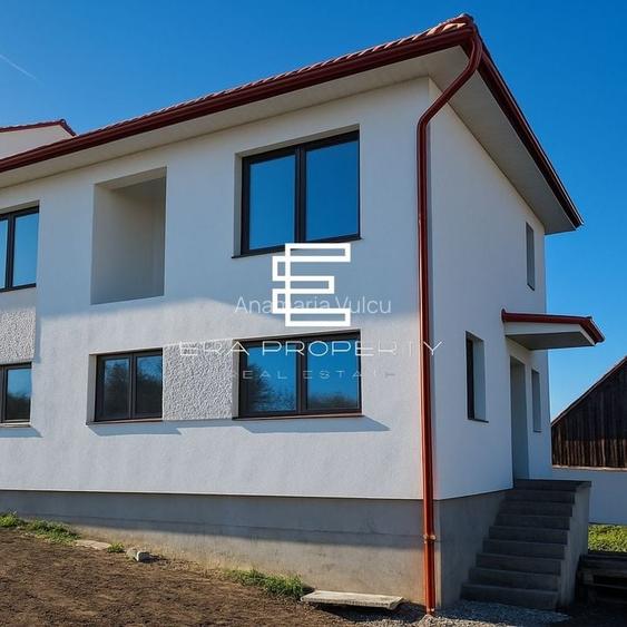 Duplex 4 Camere teren 300 mp  -Locație Centrală, Sura Mică
