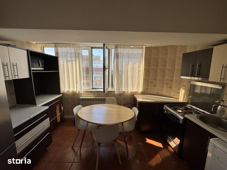 Apartament cu 3 camere în Central