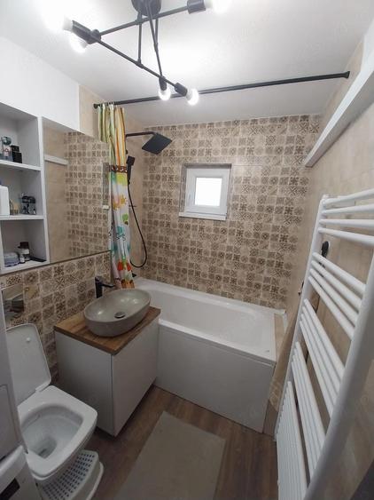 Proprietar, vand apartament 3 camere, decomandat, zona Dambovita - 3