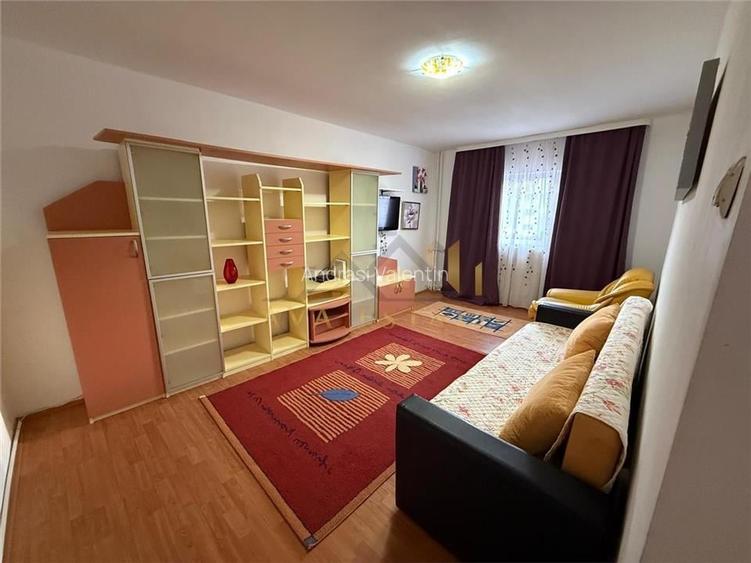 Apartament 2 camere, decomandat, 50 mp, Et.1 + centrala - Zona Torontalului Apartament 2 camere, decomandat, 50 mp, Et.1 + centrala - Zona Torontalului