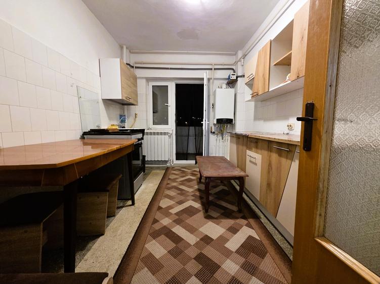 Apartament 3 camere cu Balcon - STR VICTORIEI - 5