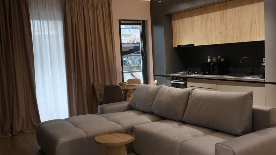 REA1028338 Apartament 3 camere cu parcare supraterana acoperita - 4