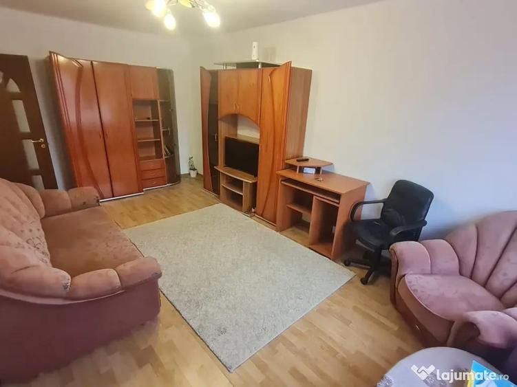 Garsoniera de inchiriat in Mun. Targovi?te, str.Avram Iancu, nr.7, bl.54, etj. 5 - 11