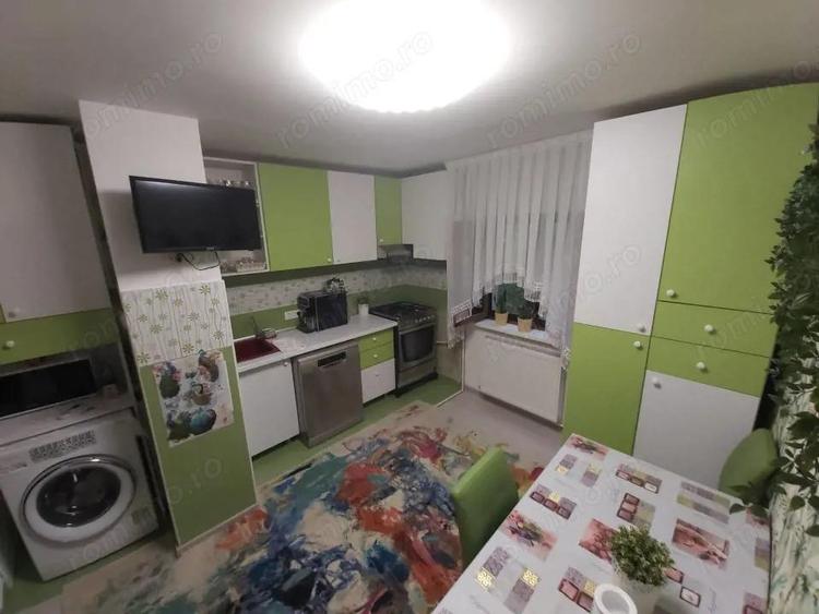 Apartament cu 2 Camere /2 Bai / 60 mp / Construit 1987/ Comision 0% - 14