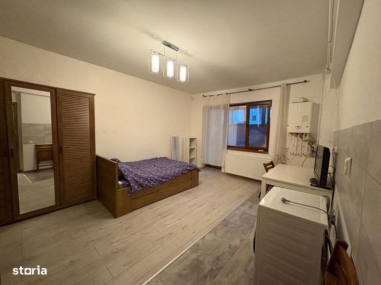 Garsoniera P-Ta Resita,Centrala Proprie, Mobilata/Utilata, Curata - 5
