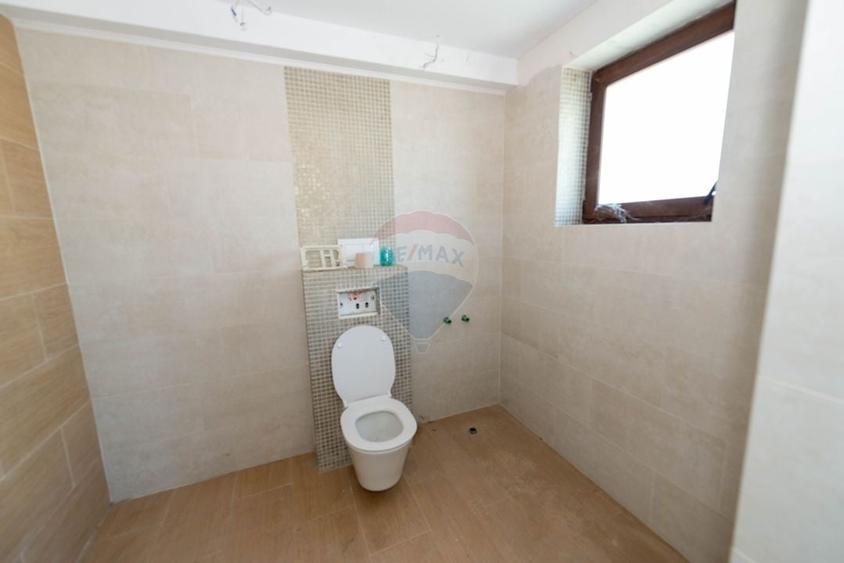 Casa / Vila 5 camere de vanzare in zona Odai Otopeni - 10