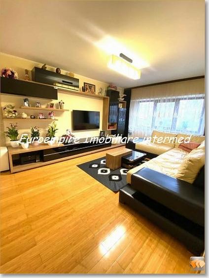 Apartament 3 camere decomandate zona Tomis 3 - 2