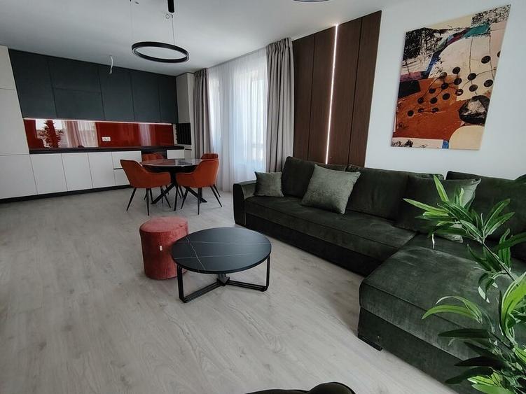 Zona Pădurii Băneasa:Apartament 3 Camere - 2