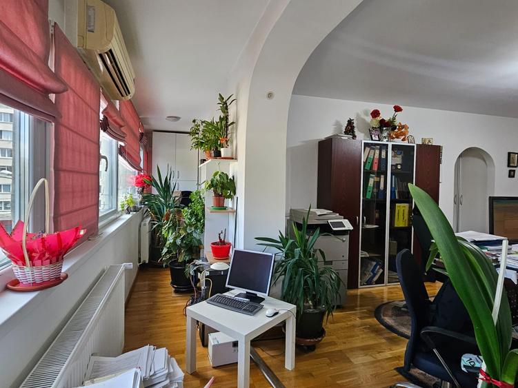 Vanzare apartament 2 camere - renovat complet - bloc reabilitat - 9