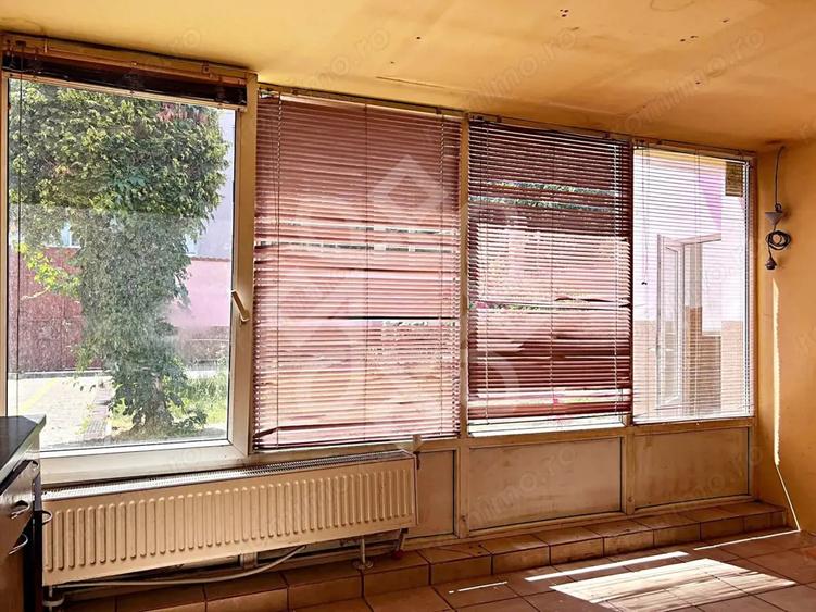 Casa cu 6 camere de inchiriat in Rogerius - 7