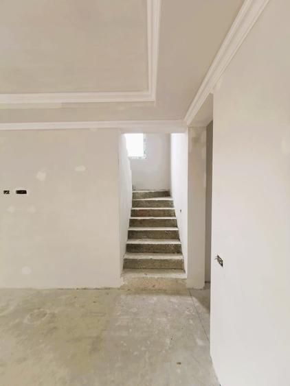 Sacalaz - Duplex(P+E) - Su:120mp - 3  minute de Timisoara - 4