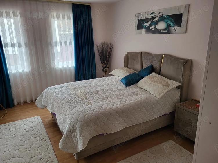 Vand casa cu piscina interioara - 7