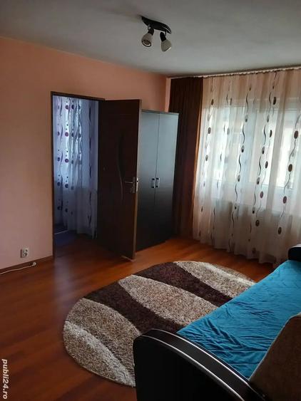 Inchiriez apartament cu 2 camere - 1