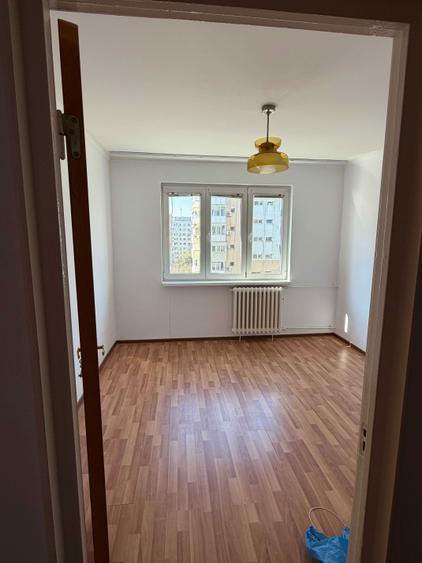 Metrou 1 Decembrie 1918 - 6