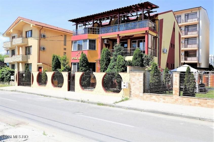 Mamaia Nord - Langa Mare, pensiune la cheie, 11 camere, 9 bai! - 2