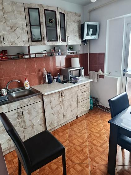 Vand sau schimb apartament cu 3 camere - 4