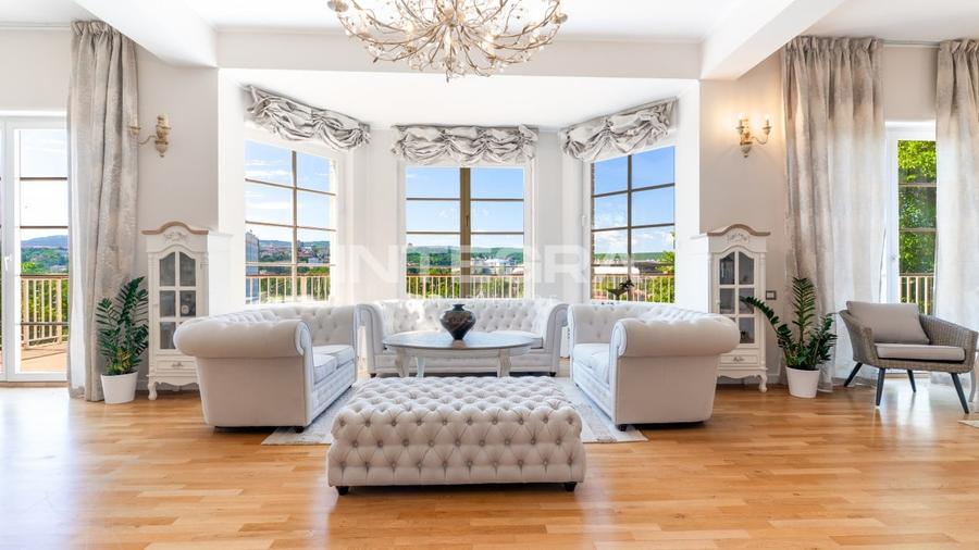 Lux Mediteranean si Priveliste de Poveste, langa Parcul Central din Cluj - 1