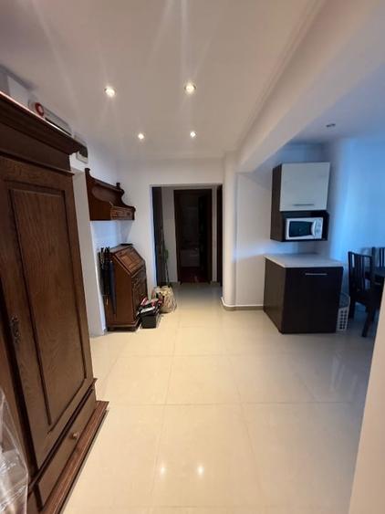 Apartament de închiriat 13 septembrie - 4