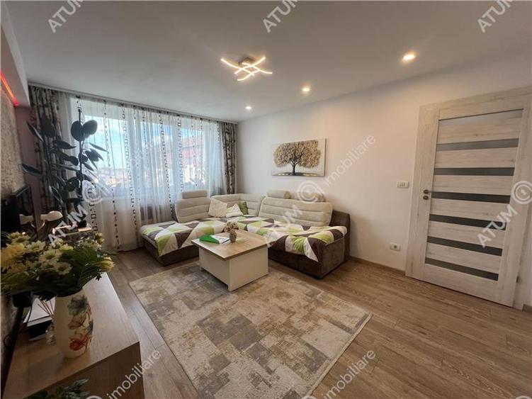 Apartament renovat cu 3 camere in zona Rahovei din Sibiu - 1