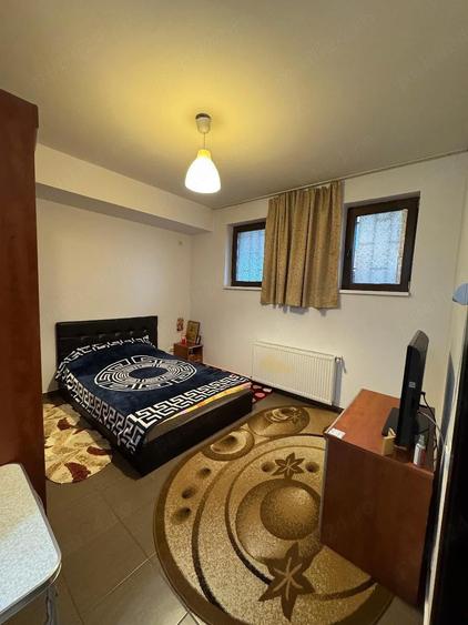 proprietar vand garsoniera sector 5 - 3