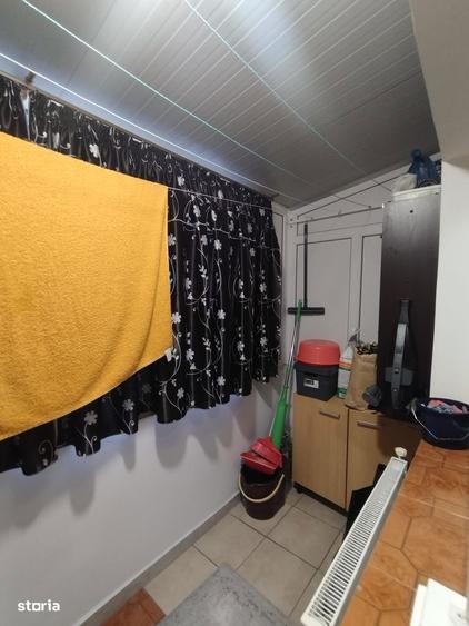 Apartament cu 2 camere decomandat, mobilat în Anda