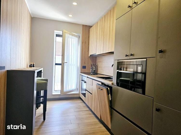 Inchiriem apartament exclusivist cu terasa ?i parcare, ultracentral - 11