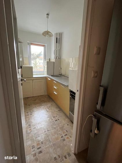 Apartament cu 3 camere semidecomandat, mobilat în Astra