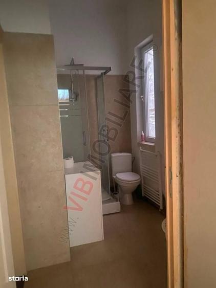 Apartament cu 3 camere semidecomandat în Iosefin