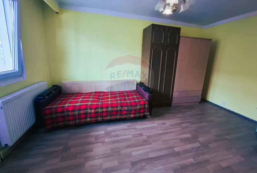 Garsonieră semidecomandată, mobilată în Vasile Aaron