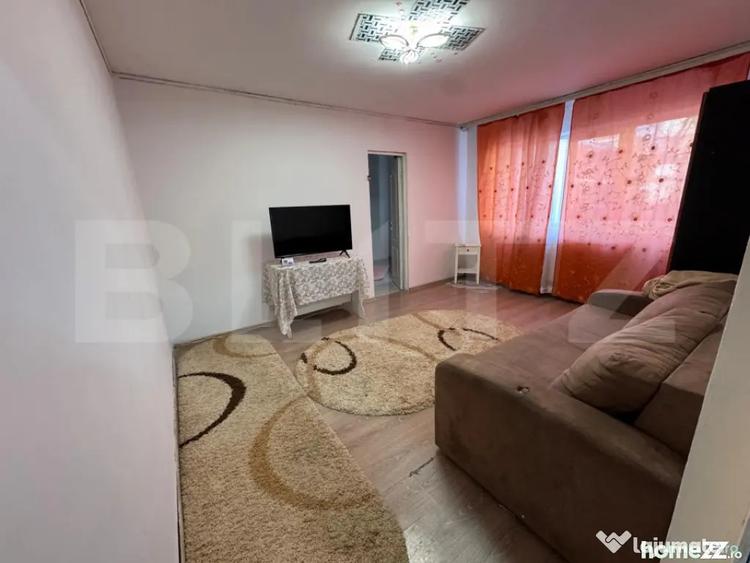 Apartament cu 2 camere nedecomandat în Micro 11
