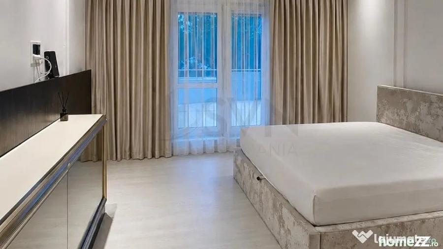 Apartament cu 5 camere decomandat în Central