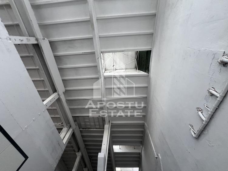 Spațiu industrial, de 448 mp, în Șagului