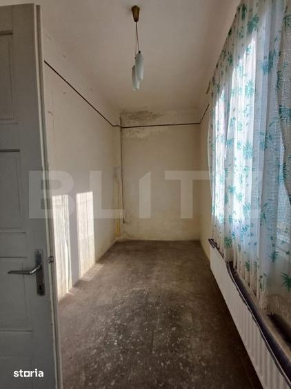 Casă cu 6 camere cu Teren 715 Mp în Turda
