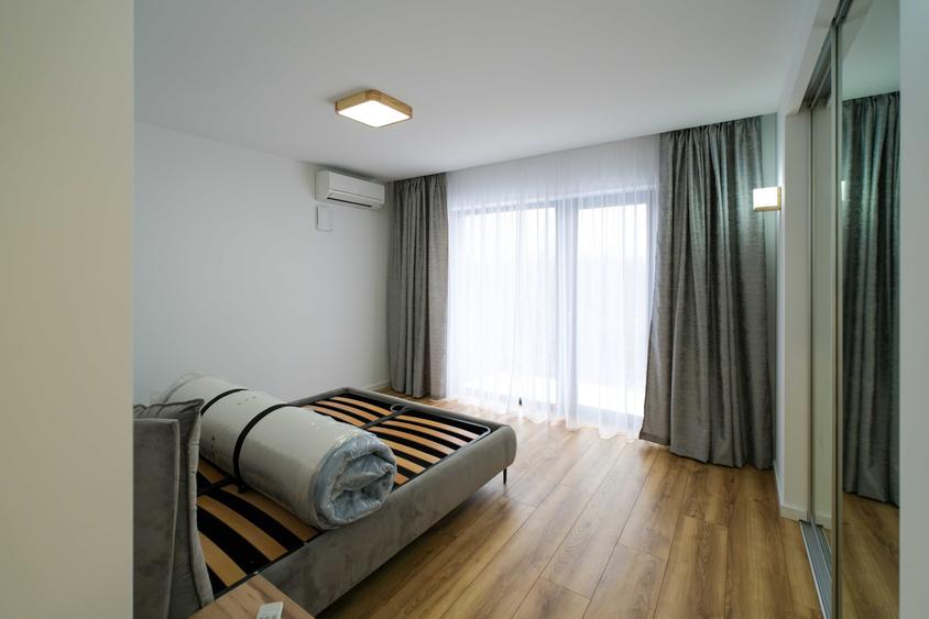 Casă cu 4 camere cu Teren 600 Mp în Corbeanca