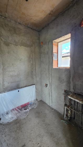 Casă individuală cu 4 camere cu Canalizare în Bragadiru