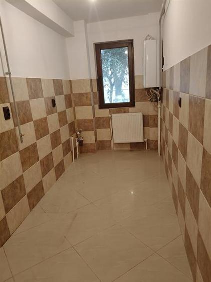 Apartament cu 2 camere semidecomandat în Apollo